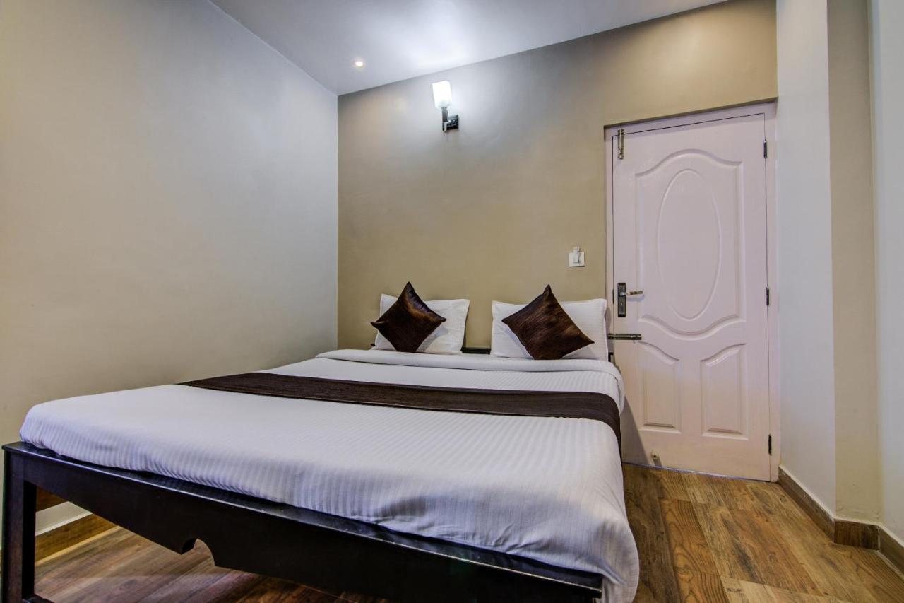 Oyo 18944 Venus Residency Hotel Ooty Bagian luar foto